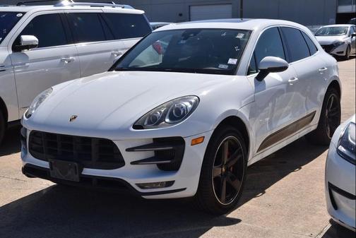 2015 Porsche Macan Turbo