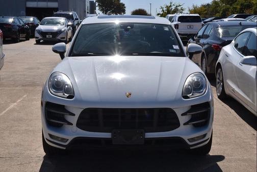 2015 Porsche Macan Turbo