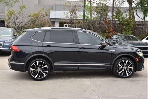 2022 Volkswagen Tiguan 2.0T SEL R-Line 4MOTION