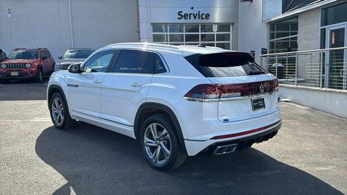 2024 Volkswagen Atlas Cross Sport 2.0T SEL R-Line