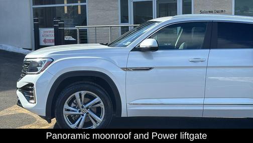 2024 Volkswagen Atlas Cross Sport 2.0T SEL R-Line