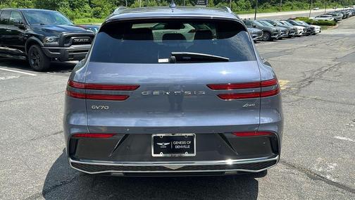 2026 Genesis GV70 2.5T Select