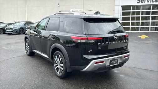 Black 2022 Nissan Pathfinder Platinum