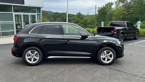 2023 Audi Q5 40 Premium