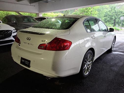 2013 INFINITI G37x Base