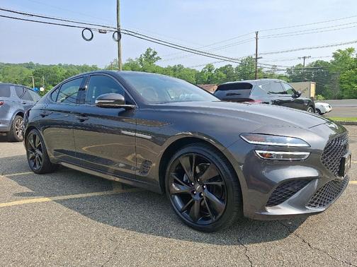 2023 Genesis G70 2.0T