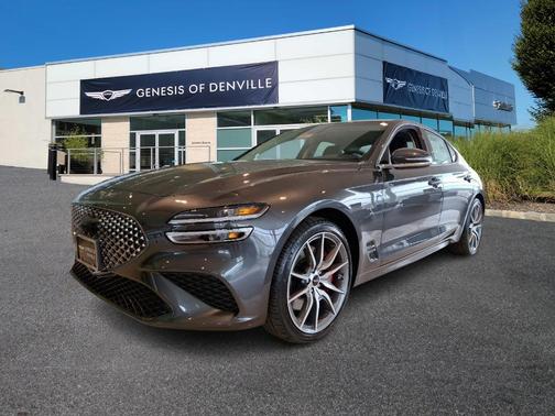 2025 Genesis G70 2.5T