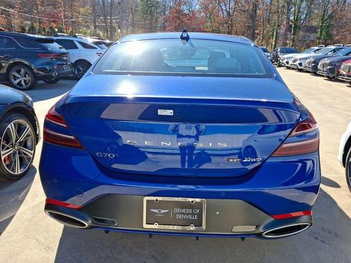 2025 Genesis G70 3.3T Sport Advanced