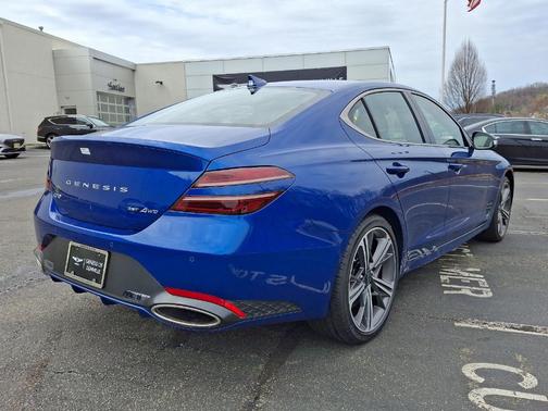 2025 Genesis G70 3.3T Sport Advanced