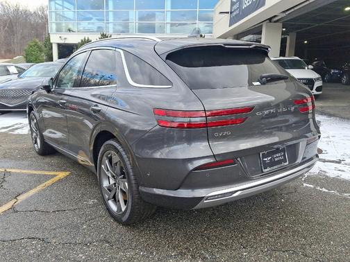 2025 Genesis Electrified GV70 Advanced