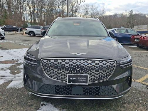 2025 Genesis Electrified GV70 Advanced