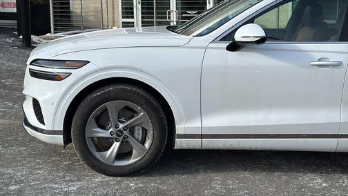 2026 Genesis GV70 2.5T Advanced