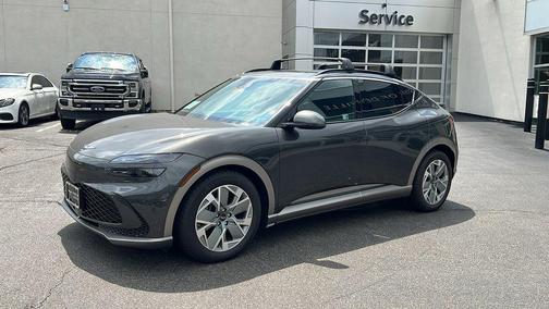 2025 Genesis GV60 