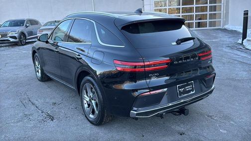 2026 Genesis GV70 2.5T Advanced
