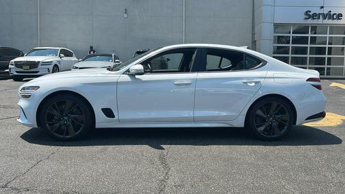 2022 Genesis G70 3.3T