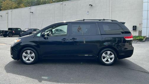 2013 Toyota Sienna LE
