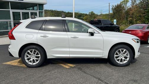 2019 Volvo XC60 T5 Momentum