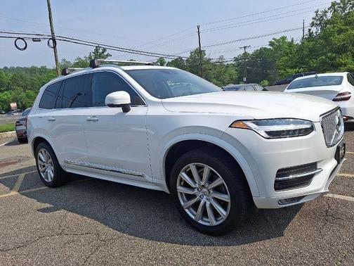 2019 Volvo XC90 T6 Inscription