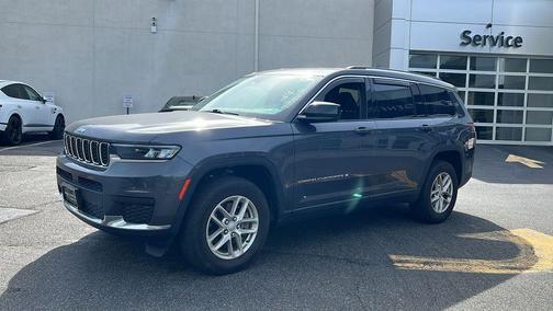 2022 Jeep Grand Cherokee L Laredo