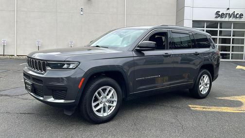 2022 Jeep Grand Cherokee L Laredo