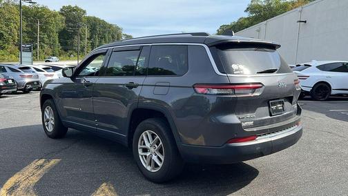 2022 Jeep Grand Cherokee L Laredo