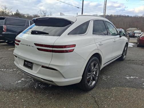 2025 Genesis Electrified GV70 Advanced