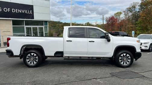2024 Chevrolet Silverado 2500 Custom