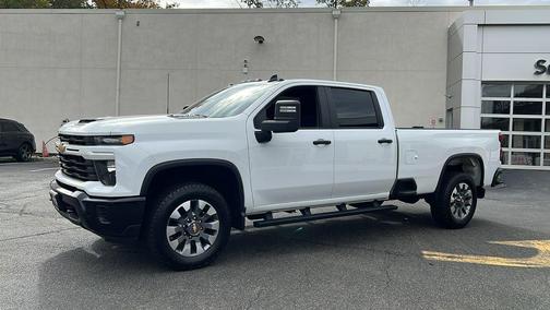 2024 Chevrolet Silverado 2500 Custom