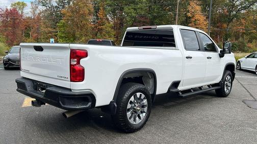 2024 Chevrolet Silverado 2500 Custom