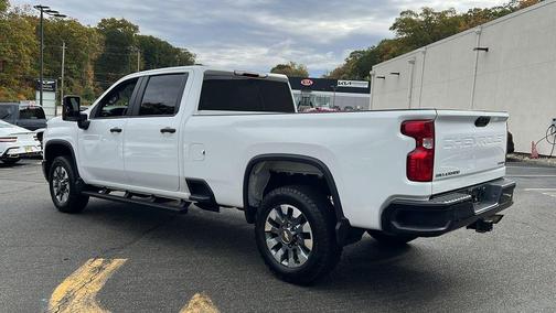 2024 Chevrolet Silverado 2500 Custom