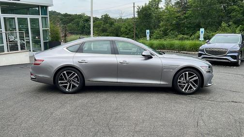 2025 Genesis G80 2.5T