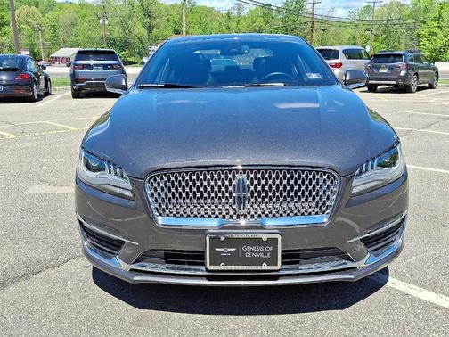 2017 Lincoln MKZ Select