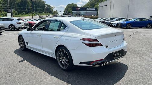 2025 Genesis G70 2.5T