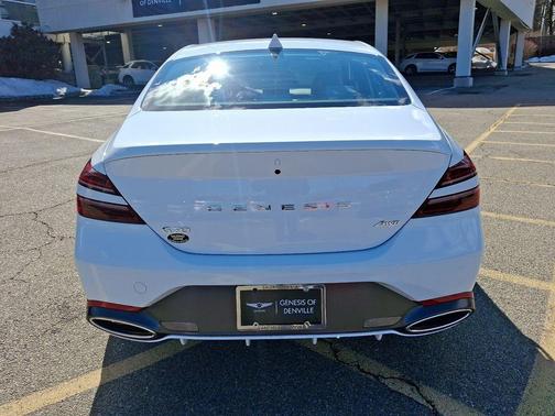 2025 Genesis G70 2.5T