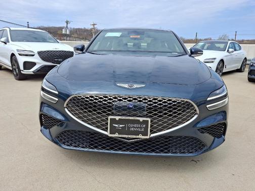 2025 Genesis G70 2.5T
