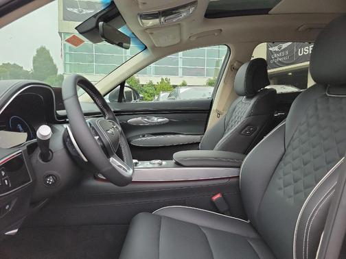 2025 Genesis Electrified GV70 Advanced