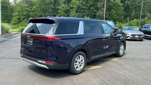2022 Kia Carnival LXS