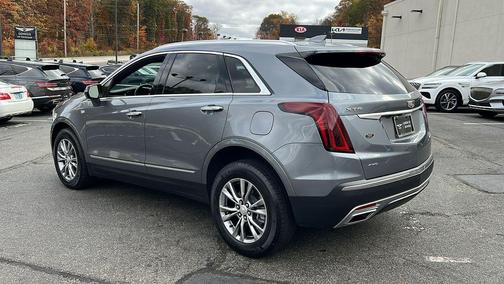 2022 Cadillac XT5 Premium Luxury