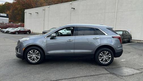 2022 Cadillac XT5 Premium Luxury