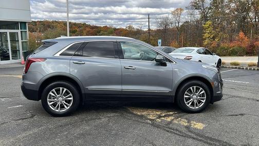 2022 Cadillac XT5 Premium Luxury