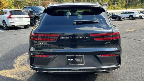 2026 Genesis GV70 2.5T Select