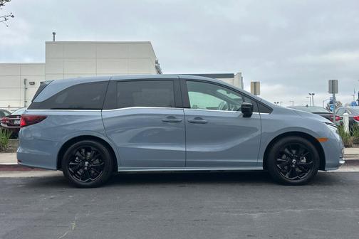 2024 Honda Odyssey 