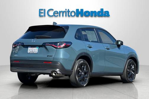Nordic Forest Pearl 2025 Honda HR-V