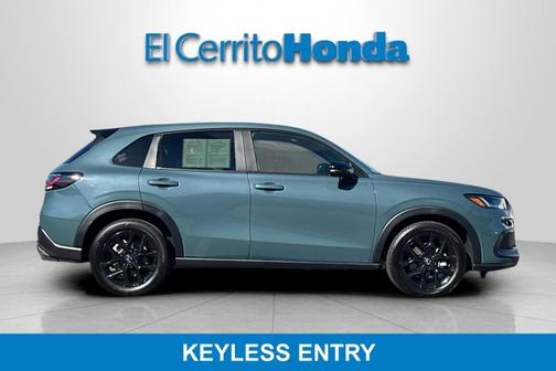 Nordic Forest Pearl 2025 Honda HR-V