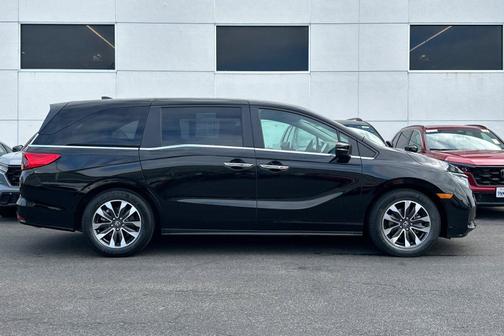 2022 Honda Odyssey 