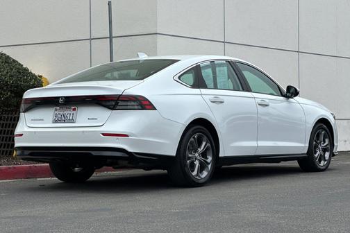 2023 Honda Accord Hybrid 