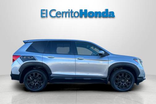 Lunar Silver Metallic 2023 Honda Passport