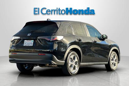Crystal Black Pearl 2027 Honda HR-V