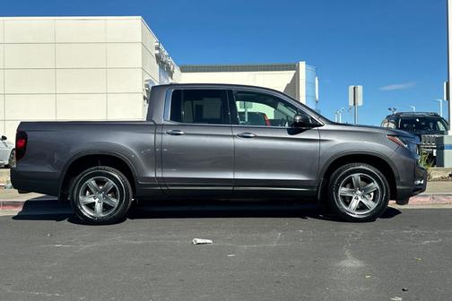 2023 Honda Ridgeline 