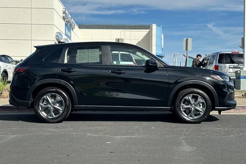 Crystal Black Pearl 2026 Honda HR-V